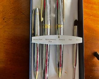 Franklin Covey set vintage pen pencil set,