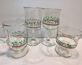 Vintage Arby's "Christmas Holly and Berry" Glasses Made by Libbey Glass