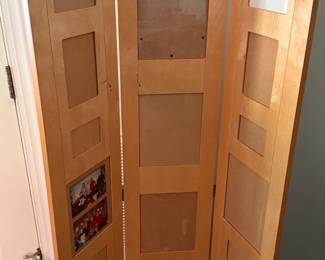 Folding Photo Screen
