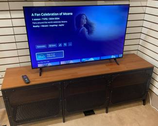 TCL Roku Smart TV 42" (like new)