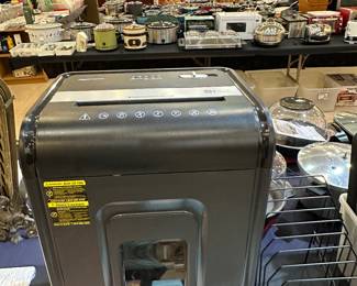 Shredder - like new