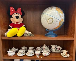 Minnie Mouse, Globe, and tea sets!