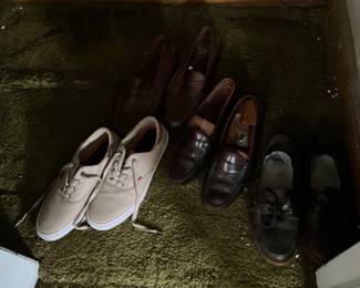 Men’s shoes