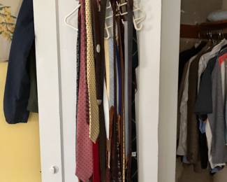 Men’s ties and belts