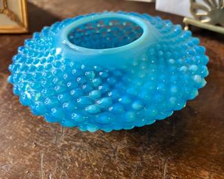 Blue hobnail
