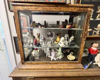 Antique countertop oak display cabinet 