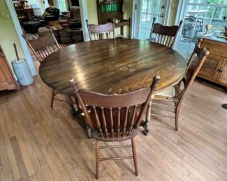 60 inch round oak table 