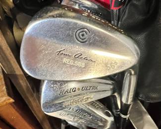Cleveland 688 Sand Wedge
