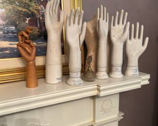 Porcelain hand glove forms