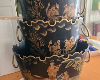 3 Toile containers