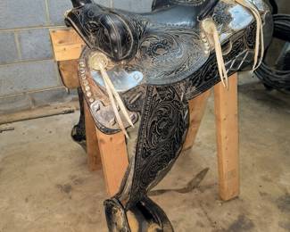 Boyt dress saddle