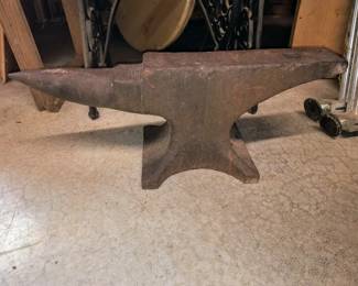 153 lb Hay-Budden anvil