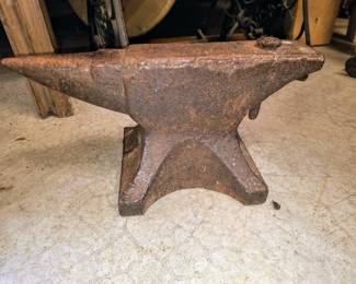 63 lb Fisher number 7 anvil