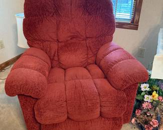 #18 Lazy Boy swivel rocker recliner $125.00