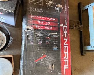#90 The General XT 22' Single Person Ladder stand $100.00 New in the box!
