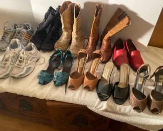 Womens Dress Shoes , Boots, And Tennis Shoes