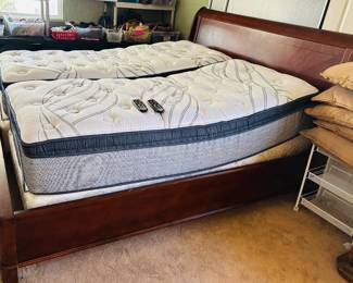 Split king adjustable mattress set