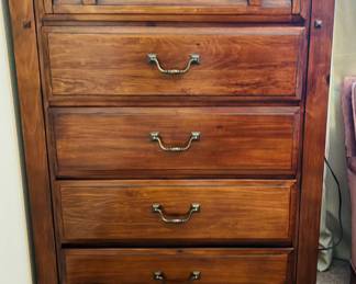 Crown Mark Furniture Stanley Chest
