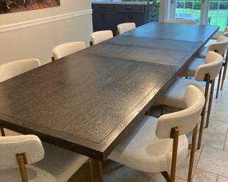 Mitchell Gold Elegant kitchen Farm Table closed 96inches Open to 136 with two leaves 2 years old
