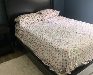 Pottery Barn Queen Black Bed