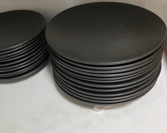Pottery barn, Dishes