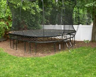 Trampoline