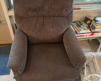 Lightly Used Recliner 
