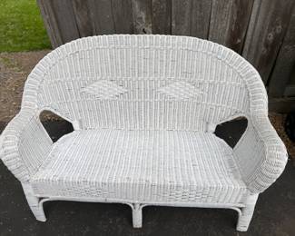 Vintage Wicker Patio/Porch Love Seat