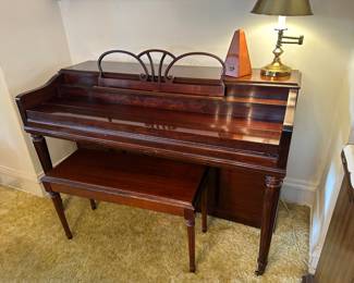 Pre-Sale item: Gulbransen upright piano/spinnette. $450.00 OBO