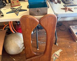 Replica mid-century modern table