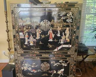 TAll nice chest suitable for a tv