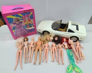 Barbie Car, Case & Barbies
