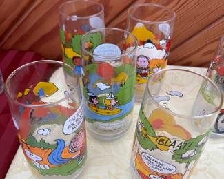 Vintage Snoopy glasses