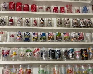 Character/brand glasses