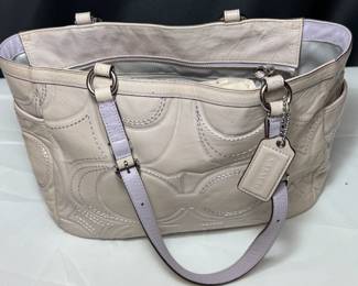 COACH PATENT LEATHER PURSE