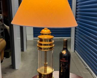 BRASS AND CRACKLE GLASS REGENCY NAUTICAL LAMP