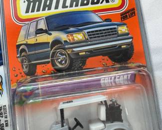LARGE COLLECTION OF HOTWHEELS IN PACKAGE, SOME RARES.