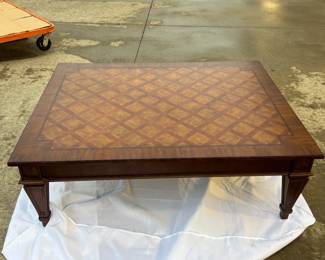 ETHAN ALLEN NEO CLASSICAL REVIVAL MARQUETRY TABLE