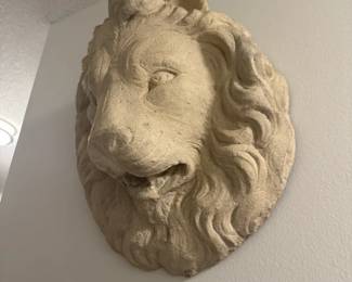 Lion head plaque