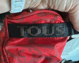 TOUS