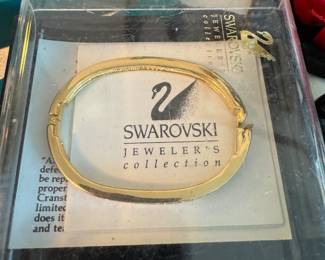 SWAROVSKI