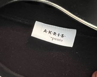 AKRIS