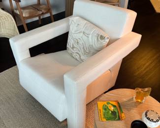 Modern minimalist club chairs