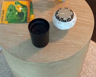 Modern Cylindrical Wood Side Table – Light Grain