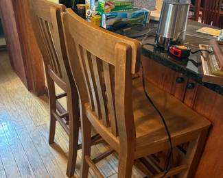 KITCHEN COUNTER