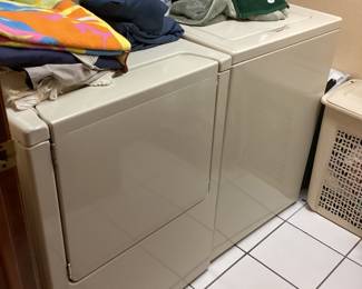 Washer and dryer Maytag