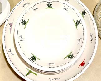Pottery Barn pasta bowl set