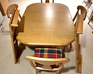 Table Set with 2 leaves