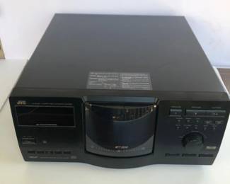 10 JVCModelXLMC334BK200DiskCDPlayer