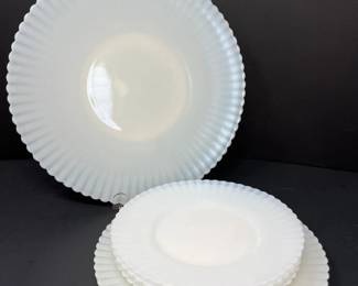 79 MacbethEvansPetalwareWhiteOpalescentGlasswarePlates